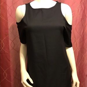 NWT Vicabo Shoulder -Less Short Sleeve Top